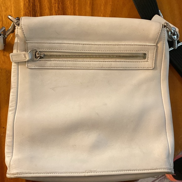 Vintage Coach White Leather Crossbody Adj. Purse - Picture 15 of 15